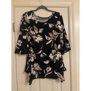 White Mark Women's 3/4 Bell Sleeve Floral Tunic Top Black Large